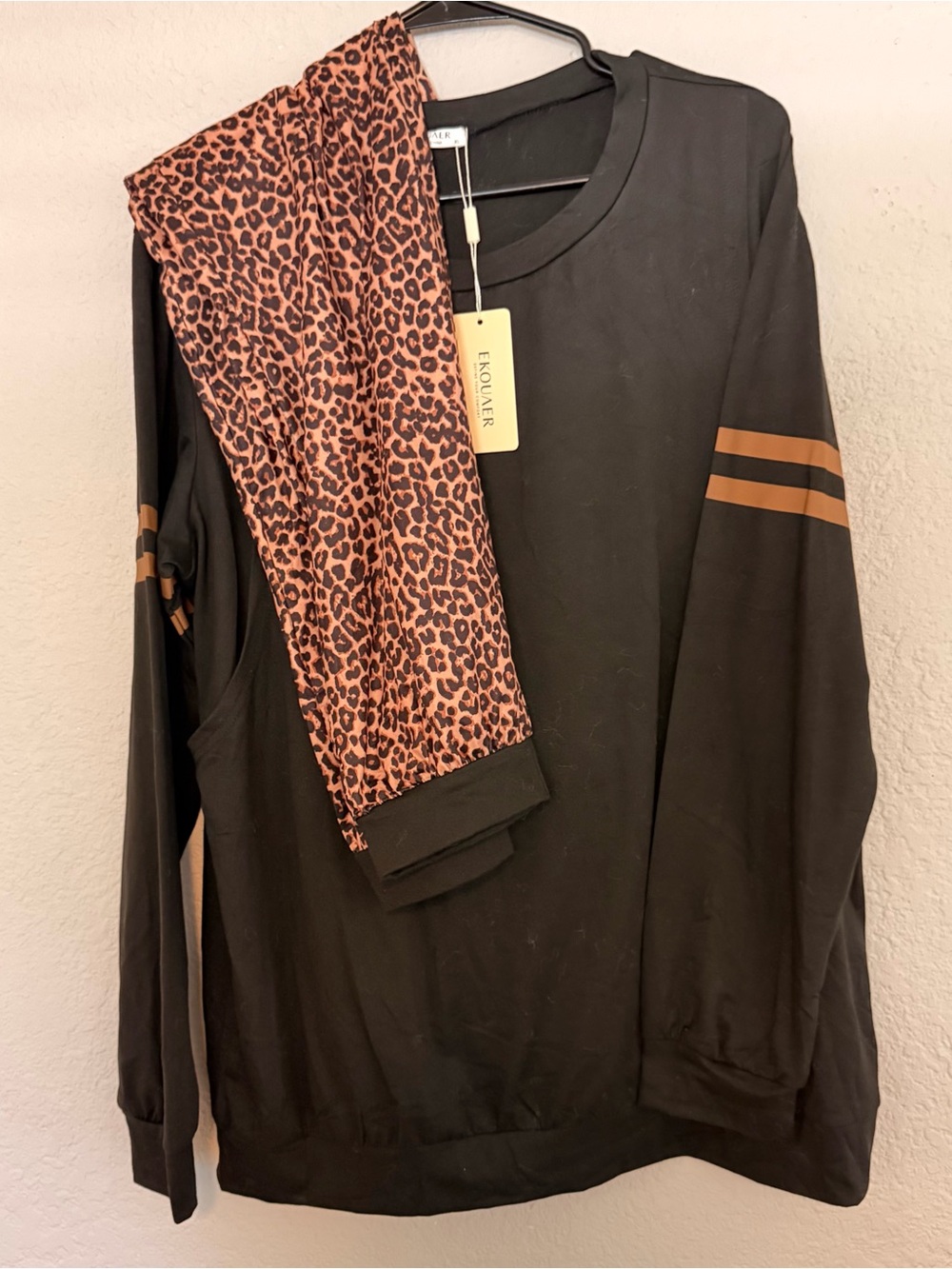 Ekoauer Leopard Pajama Set, XL